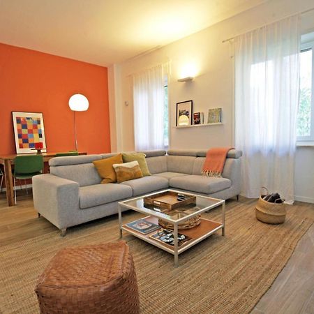 Appartamento "Movie Heaven" Metro-Centric & Luxury Hub Milano Esterno foto
