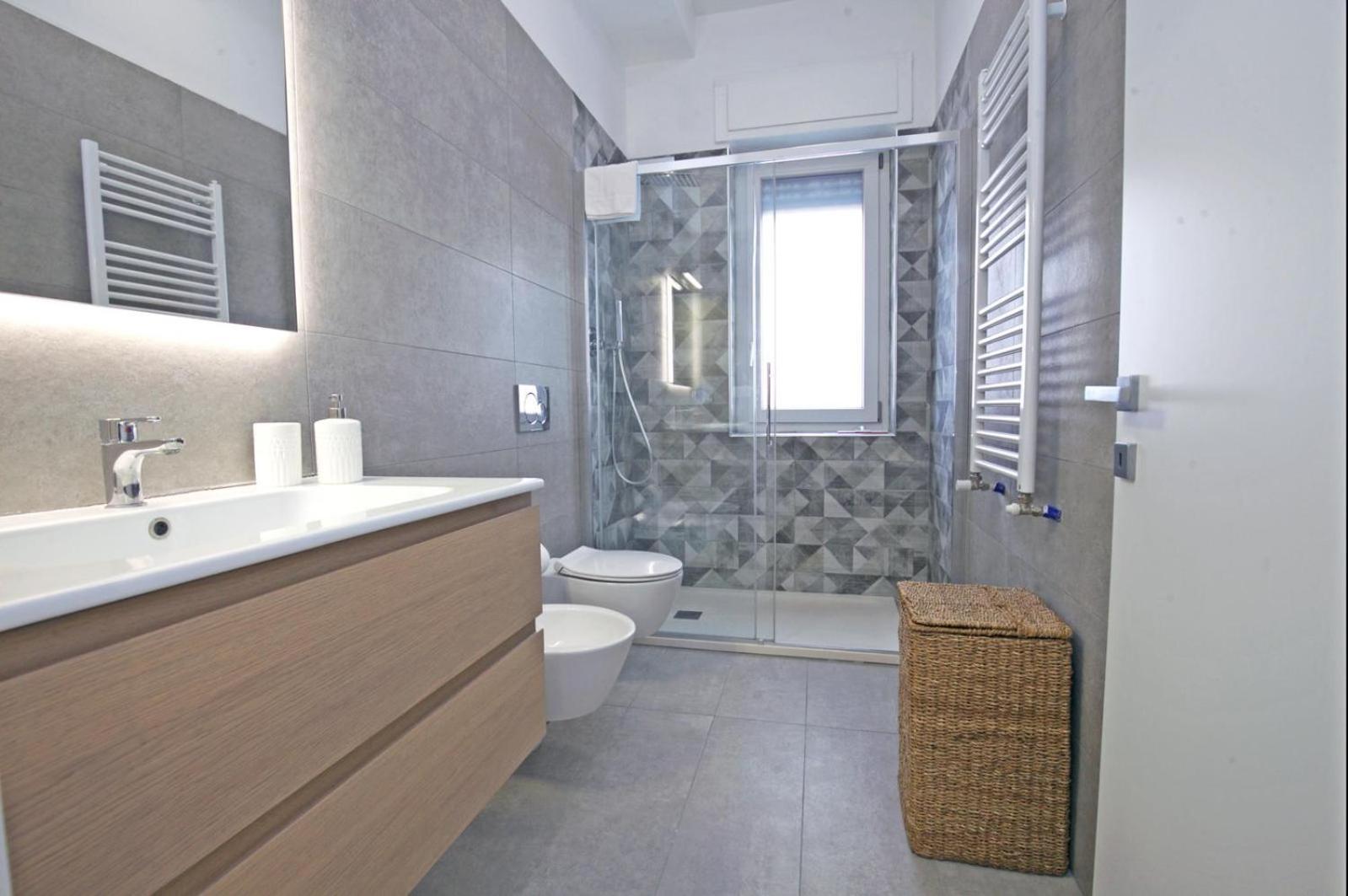 Appartamento "Movie Heaven" Metro-Centric & Luxury Hub Milano Esterno foto