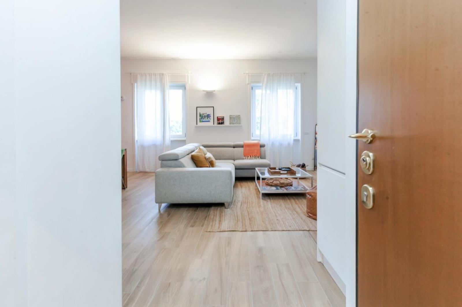 Appartamento "Movie Heaven" Metro-Centric & Luxury Hub Milano Esterno foto