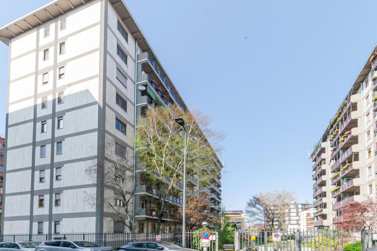 Appartamento "Movie Heaven" Metro-Centric & Luxury Hub Milano Esterno foto