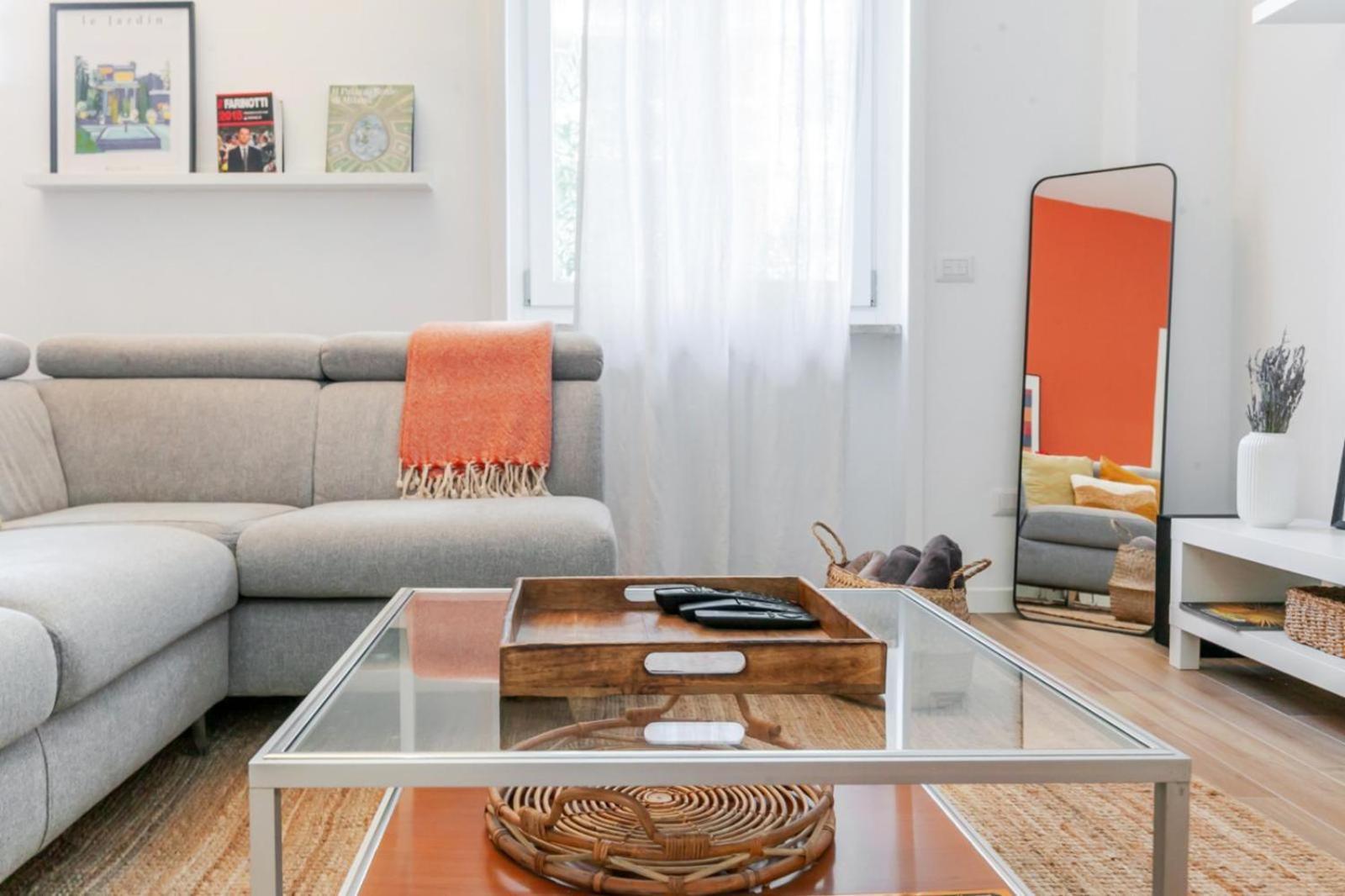 Appartamento "Movie Heaven" Metro-Centric & Luxury Hub Milano Esterno foto
