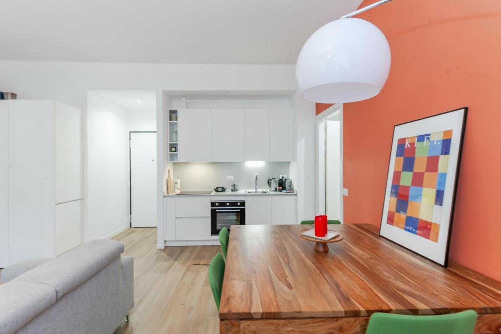 Appartamento "Movie Heaven" Metro-Centric & Luxury Hub Milano Esterno foto